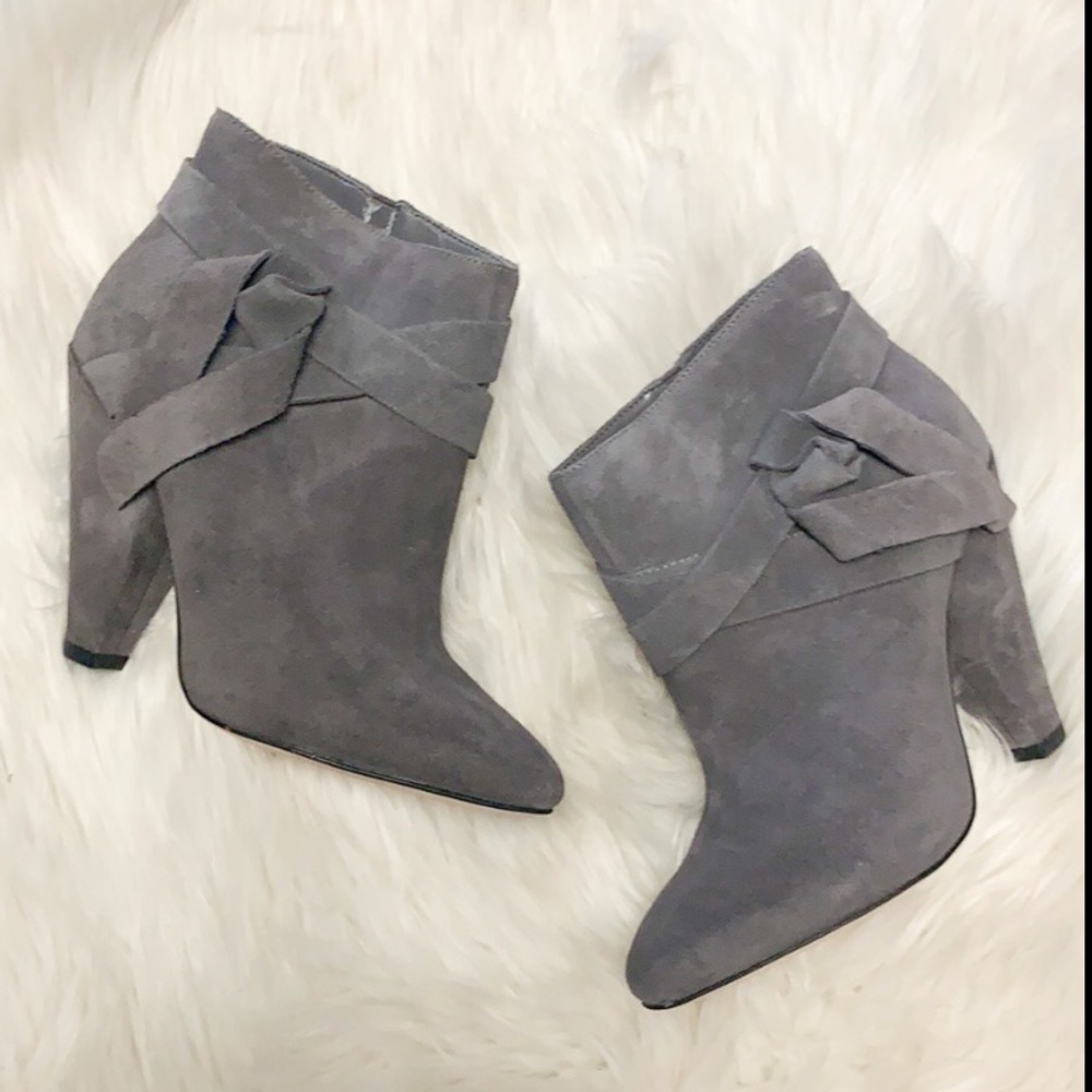 Nine West gray suede booties